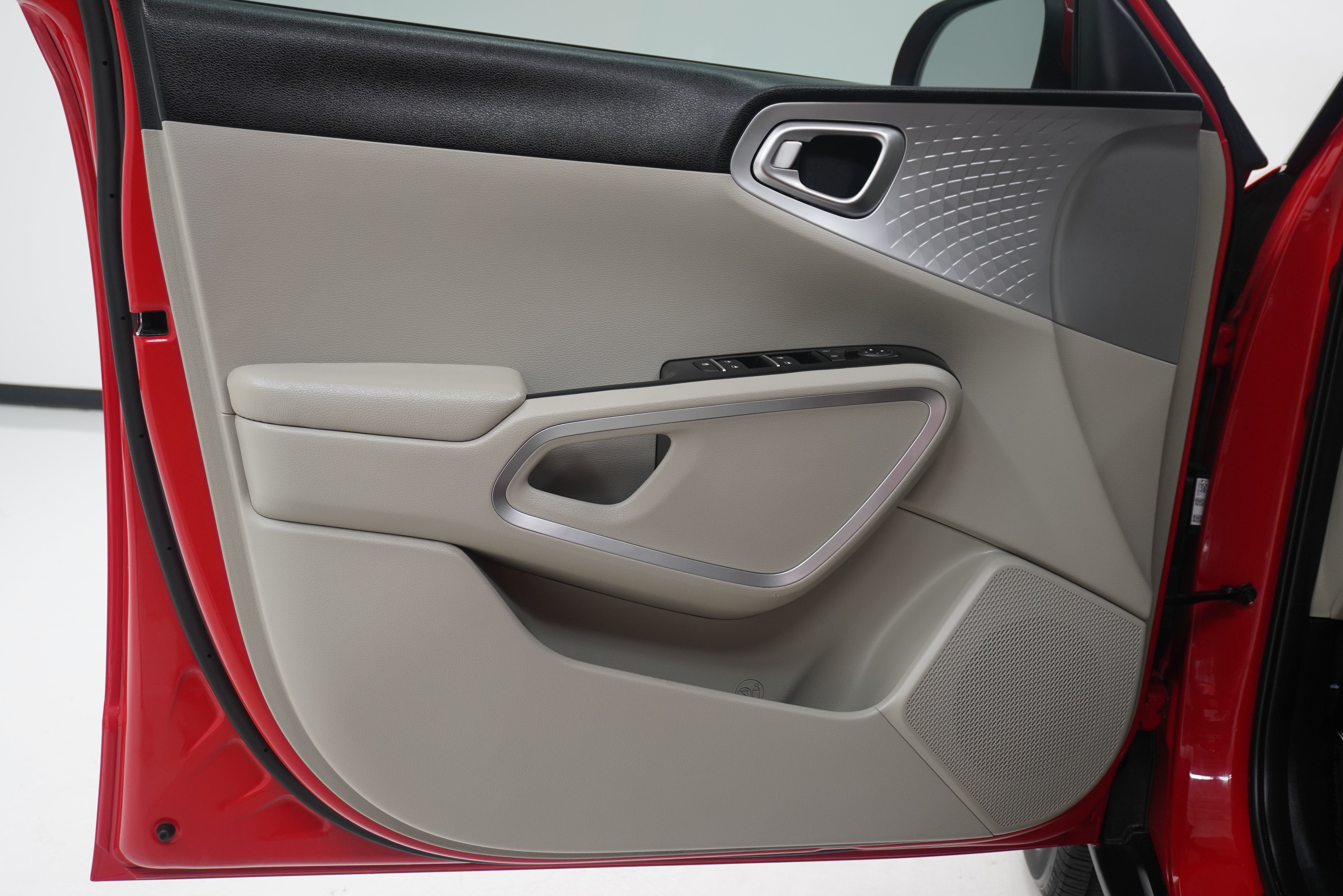 Used 2020 Kia Soul LX FWD image 13