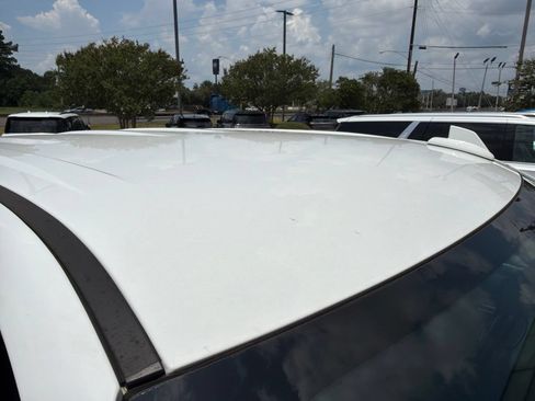 Used 2023 GMC Sierra 1500 AT4 AWD/4WD image 5