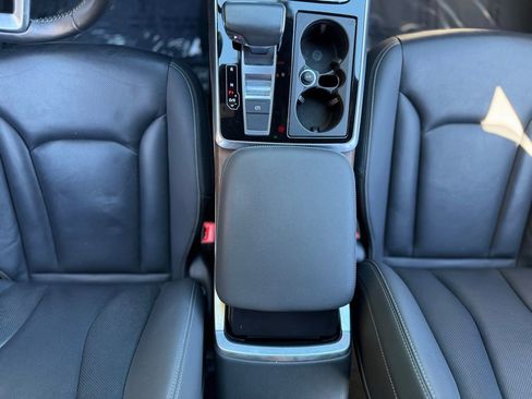 Used 2019 Audi Q8 Premium Plus w/ Premium Plus image 49