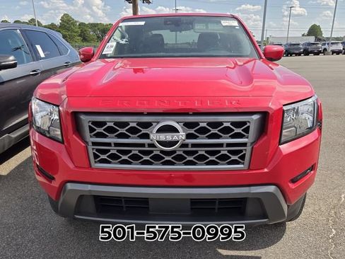 Used 2024 Nissan Frontier SV w/ Technology Package RWD image 7