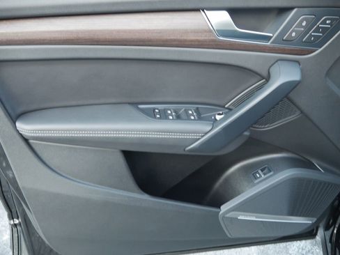 Used 2023 Audi Q5 2.0T Premium Plus w/ Premium Plus Package image 16