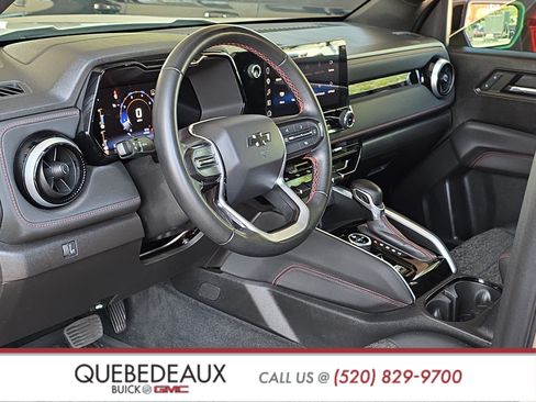 Used 2023 Chevrolet Colorado Z71 AWD/4WD image 10