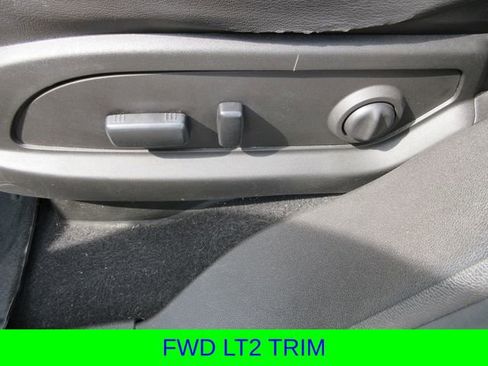 Used 2015 Chevrolet Traverse LT image 18