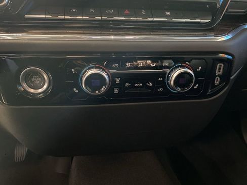 Certified 2024 GMC Sierra 1500 Elevation image 7