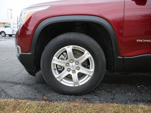 Used 2018 GMC Acadia SLE w/ LPO, Floor Liner Package image 25