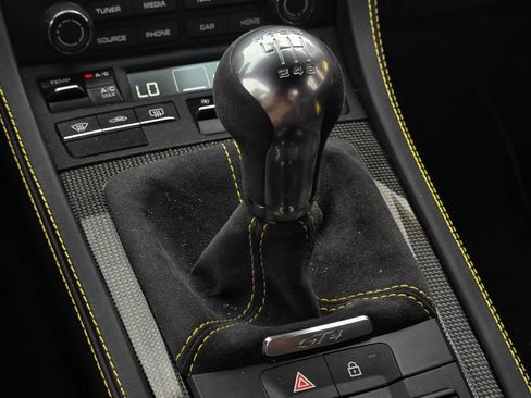 Used 2020 Porsche 718 Cayman GT4 RWD image 53