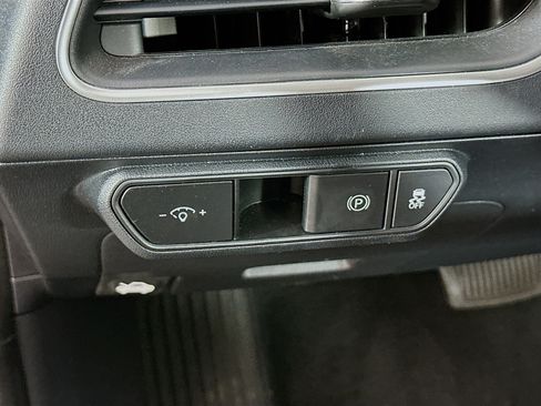 Used 2025 Kia K4 FWD image 17