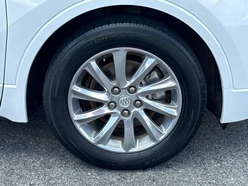 Used 2020 Buick Envision Essence FWD image 12