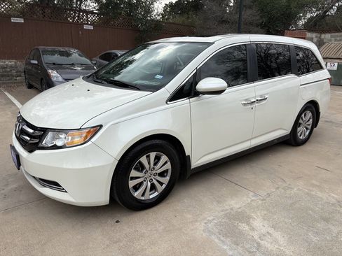Used 2016 Honda Odyssey EX-L image 3