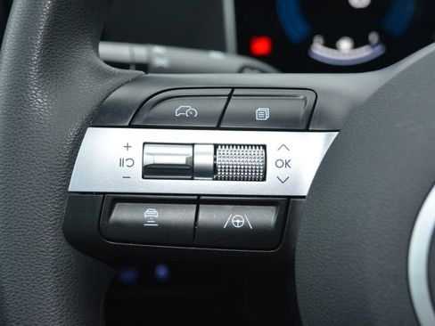 Used 2025 Hyundai Tucson SEL image 18