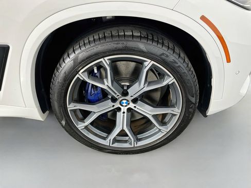 Used 2019 BMW X5 xDrive40i w/ M Sport Package AWD/4WD image 41
