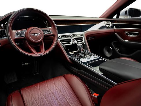 Used 2022 Bentley Flying Spur W12 AWD/4WD image 42