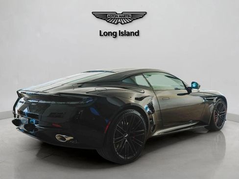 Used 2025 Aston Martin DB12 Coupe image 6
