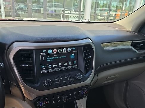 Used 2019 GMC Acadia Denali AWD/4WD image 11