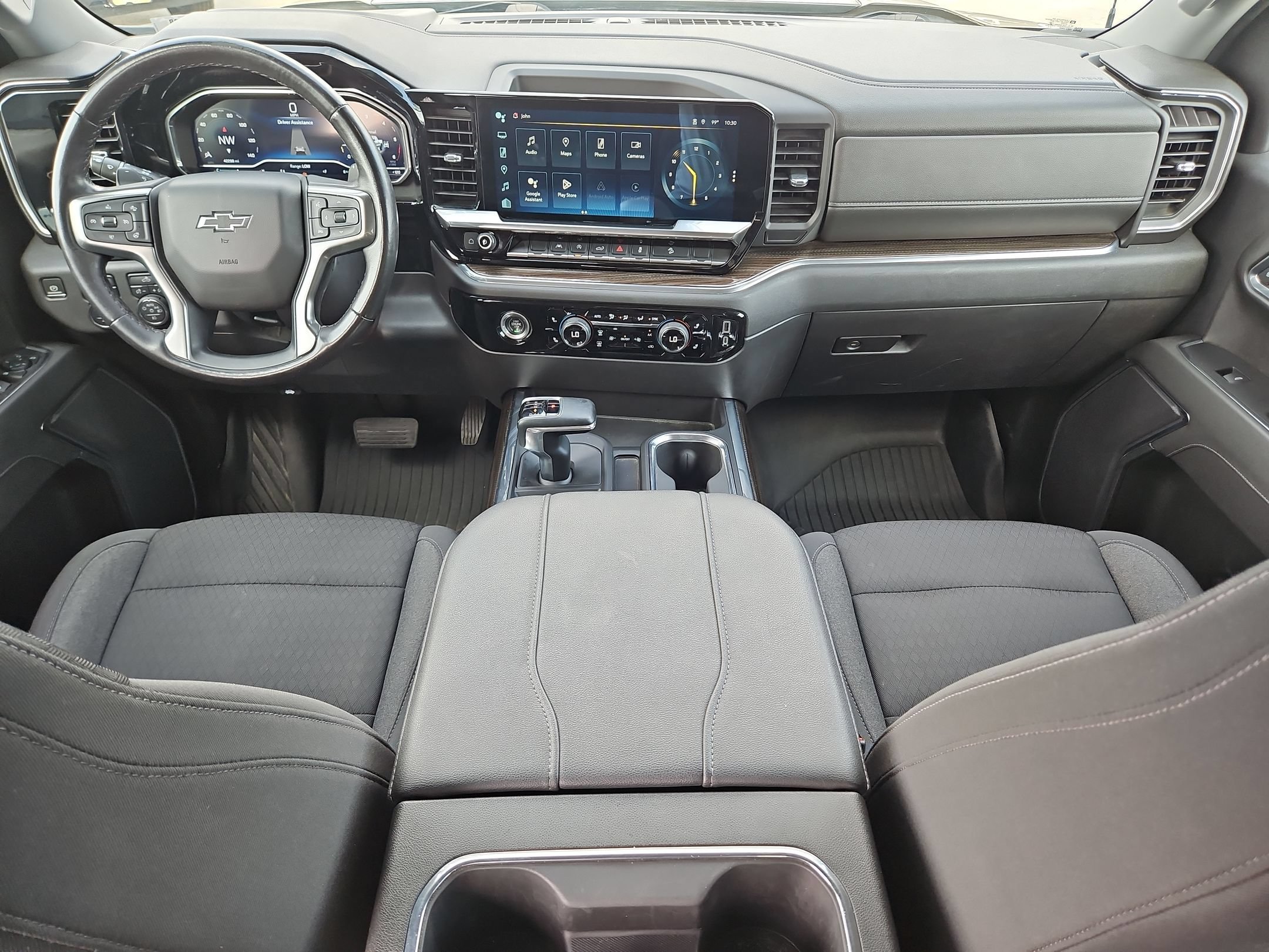 Used 2023 Chevrolet Silverado 1500 LT Trail Boss w/ LPO, Dark Essentials Package AWD/4WD image 15