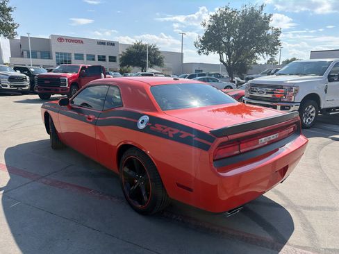 Used 2008 Dodge Challenger SRT8 RWD image 2
