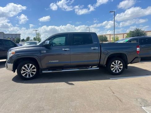 Used 2017 Toyota Tundra Limited w/ Limited Premium Package RWD image 6