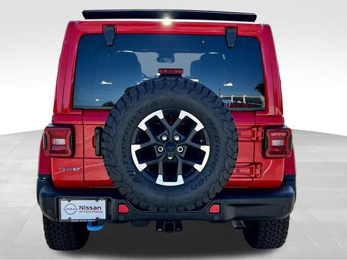 Used 2024 Jeep Wrangler Unlimited Rubicon 4xe image 23