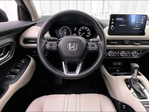 Certified 2026 Honda HR-V EX-L image 5