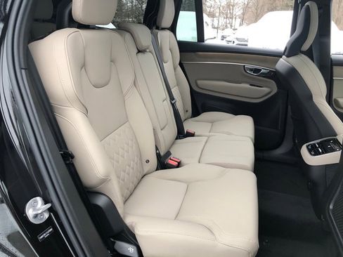 New 2026 Volvo XC90 B5 Plus image 35