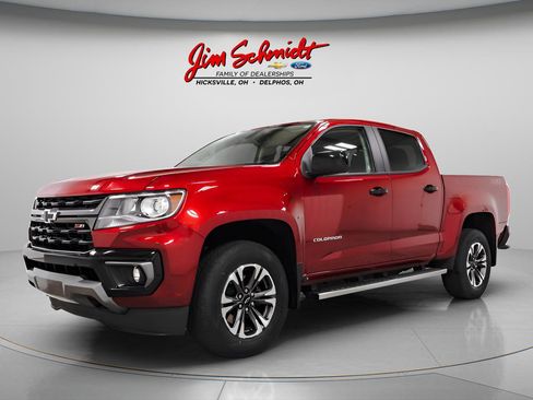 Used 2021 Chevrolet Colorado Z71 AWD/4WD image 3