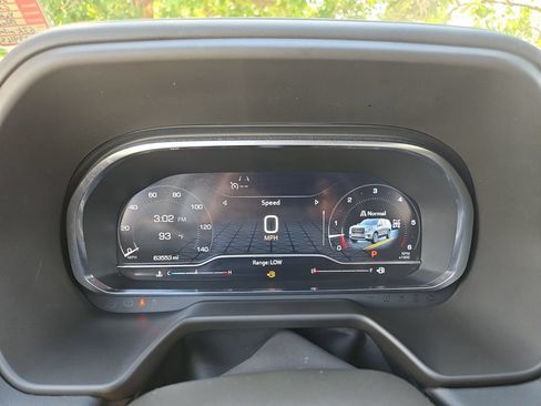 Used 2024 GMC Yukon SLT AWD/4WD image 22