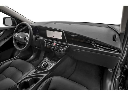 New 2026 Kia Niro Wind FWD image 13