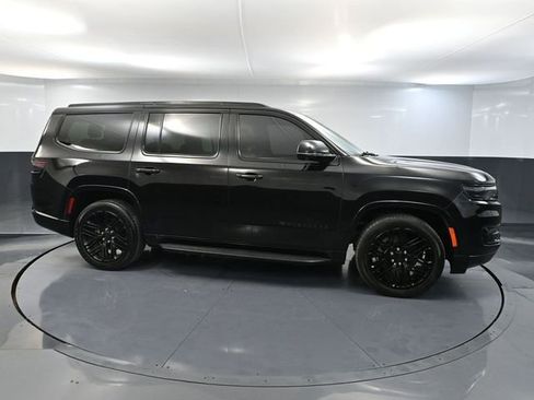 Used 2022 Jeep Wagoneer Series II image 4