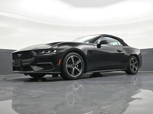 Used 2024 Ford Mustang Premium RWD image 27