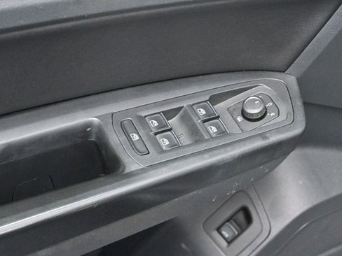 Used 2018 Volkswagen Atlas SEL image 11