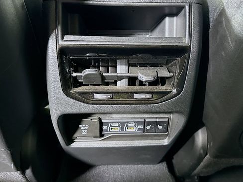 Used 2023 Jeep Grand Cherokee 4WD 4xe image 14