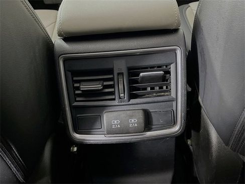 Used 2021 Subaru Forester Limited w/ Popular Package #3 image 27