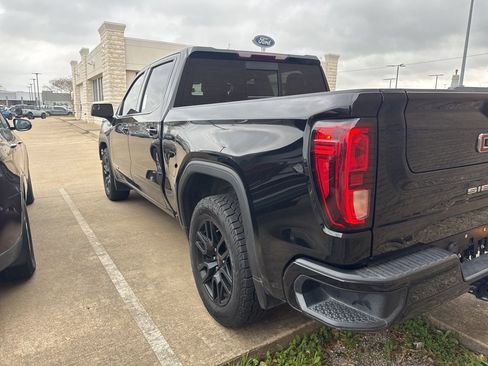 Used 2022 GMC Sierra 1500 Elevation w/ Preferred Package image 8