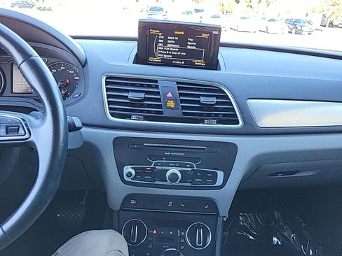 Used 2018 Audi Q3 2.0T Premium w/ Convenience Package image 13