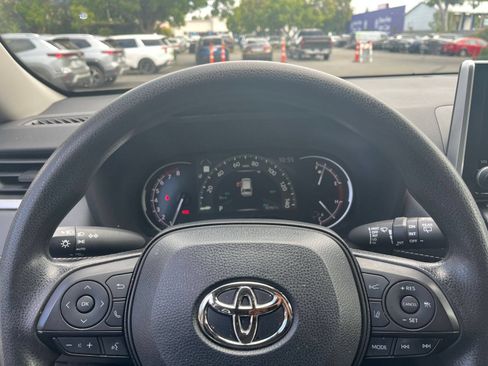Used 2024 Toyota RAV4 XLE w/ Convenience Package AWD/4WD image 29