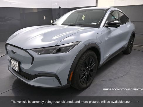 Used 2025 Ford Mustang Mach-E Select w/ Comfort Package Lite image 4
