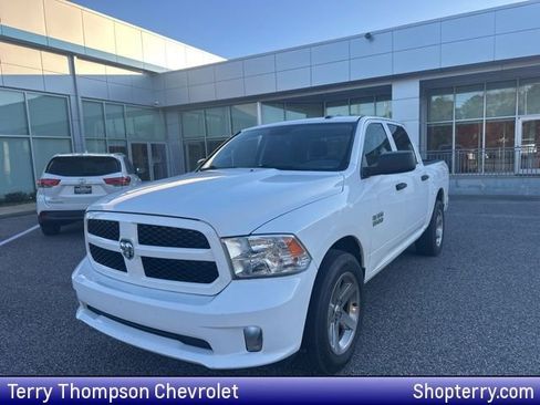 Used 2018 RAM 1500 Express w/ Express Value Package image 1