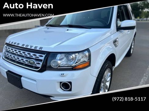 Used 2014 Land Rover LR2 HSE AWD/4WD image 1