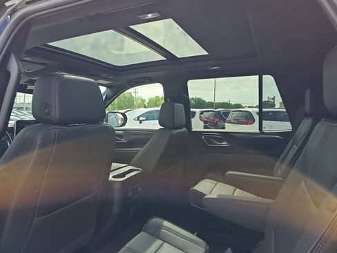 Used 2024 Chevrolet Tahoe RST w/ Luxury Package AWD/4WD image 23
