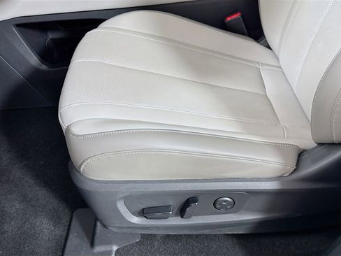 Used 2026 INFINITI QX60 Luxe w/ Cargo Package image 24