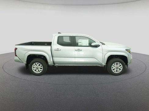 New 2026 Toyota Tacoma SR5 image 11