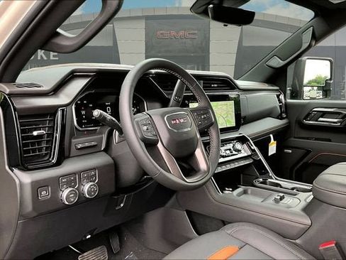 New 2026 GMC Sierra 2500 AT4 w/ AT4 Premium Plus Package AWD/4WD image 7
