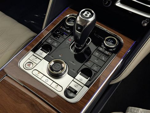 New 2026 Bentley Flying Spur Azure AWD/4WD image 48