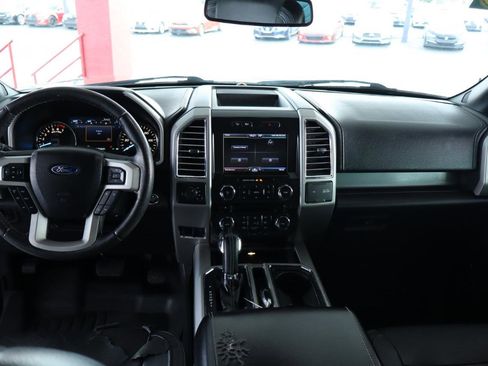 Used 2015 Ford F150 Lariat image 16