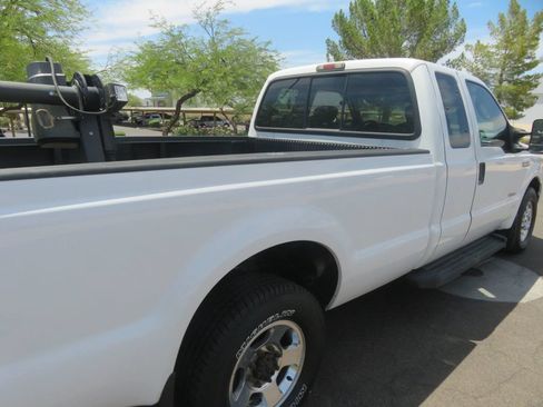 Used 2007 Ford F250 Lariat RWD image 10