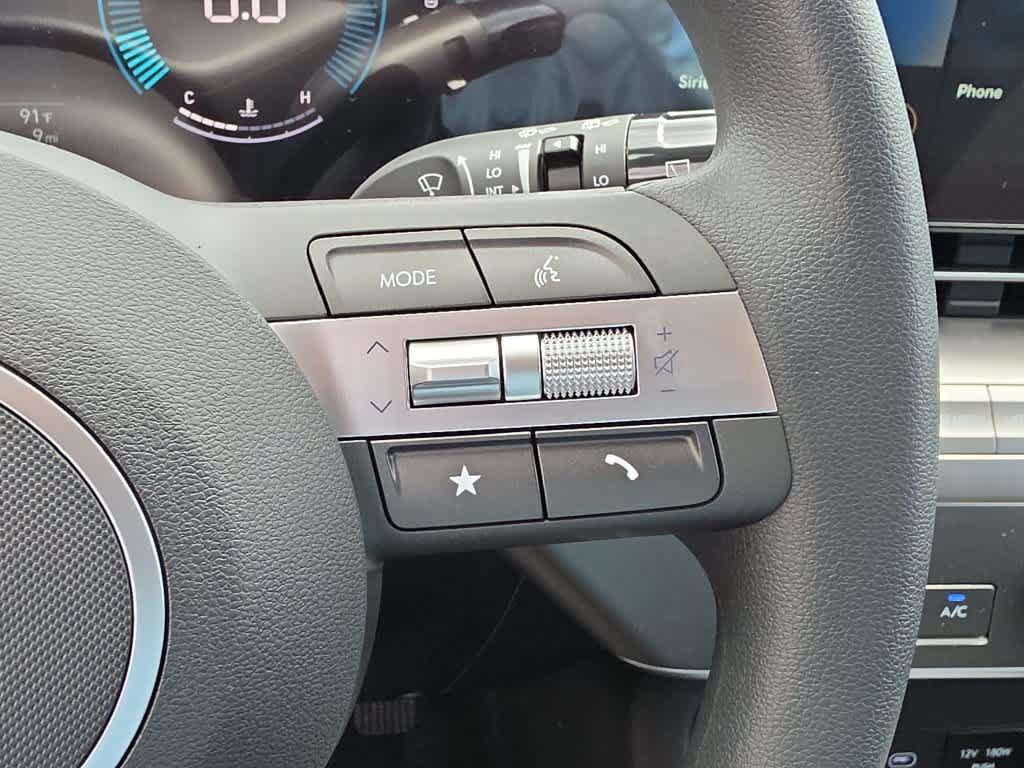 New 2027 Hyundai Kona SE FWD image 25