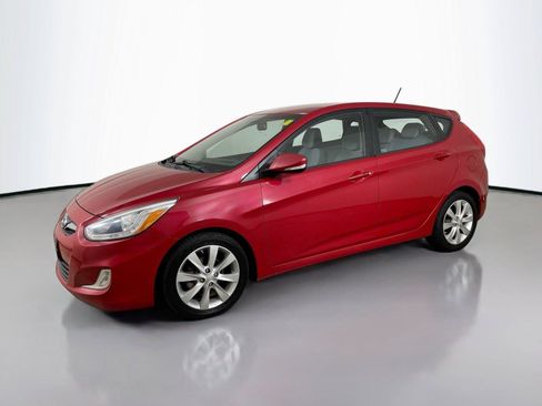 Used 2014 Hyundai Accent SE FWD image 7