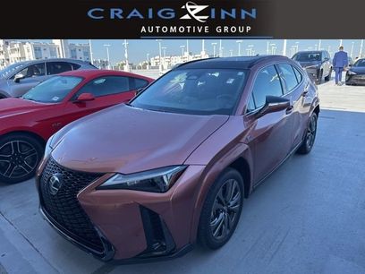 Used 2025 Lexus UX 300h FWD w/ Accessory Package (Z2)