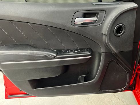 Used 2023 Dodge Charger SXT RWD image 11