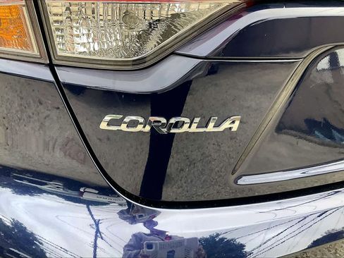 Used 2026 Toyota Corolla LE FWD image 29